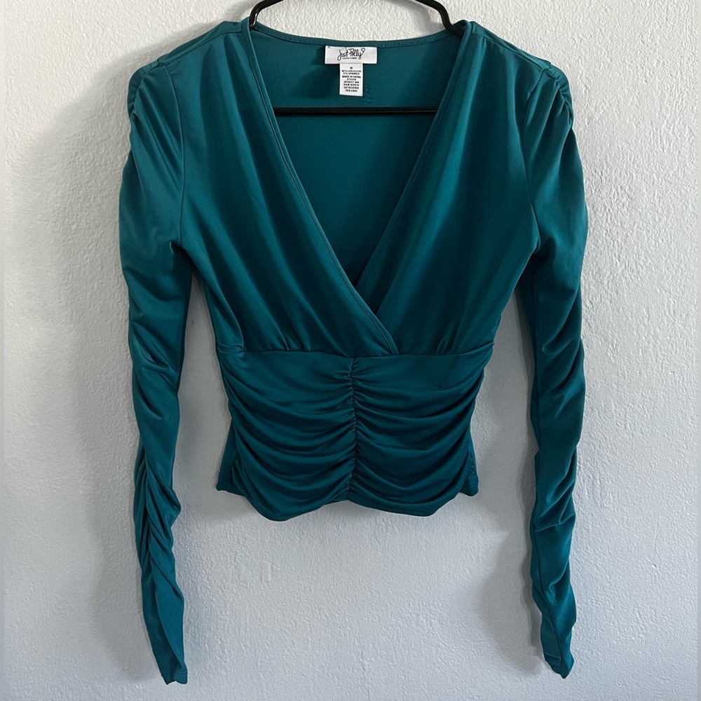 Just Polly rouged long sleeve teal top with deep V, size small